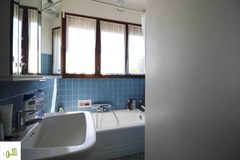 Maison - 192 m² - 10 pièces