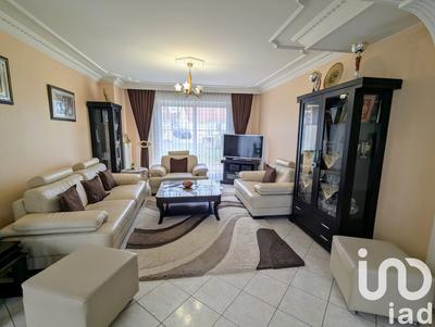 Maison - 186 m² - 5 pièces