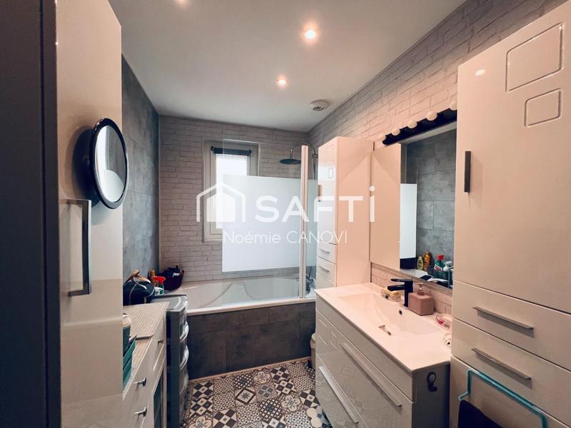 Maison - 107 m² - 5 pièces