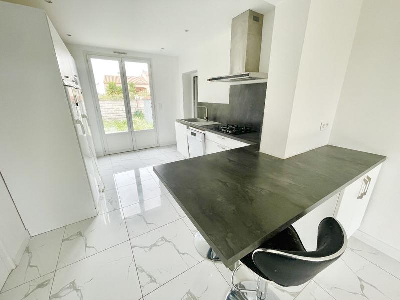 Maison - 80 m² - 5 pièces