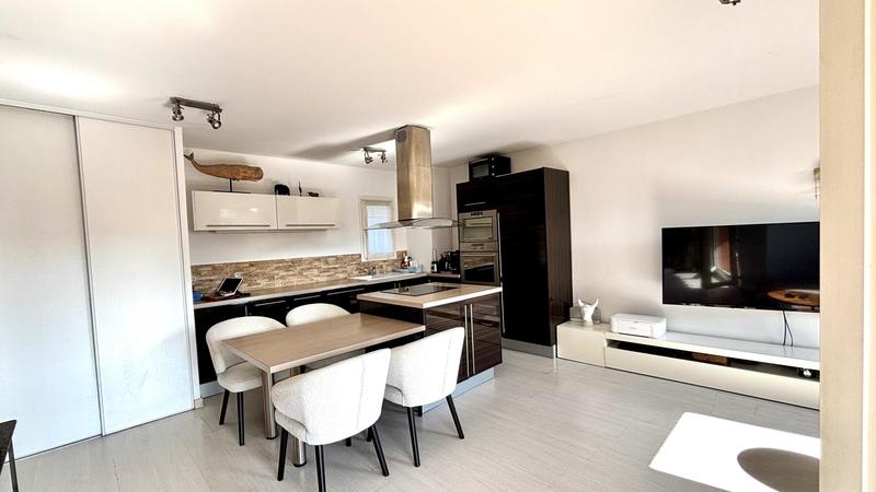 Appartement - 53 m² - 3 pièces