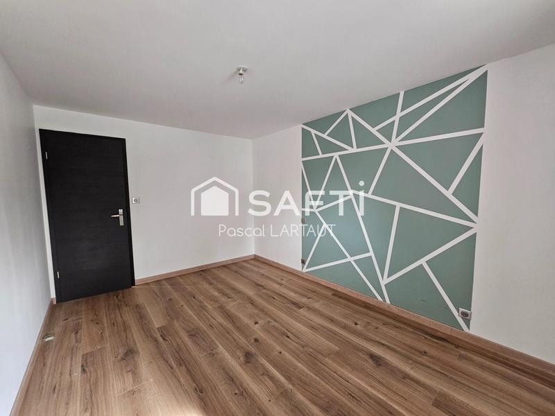 Maison - 216 m² - 7 pièces