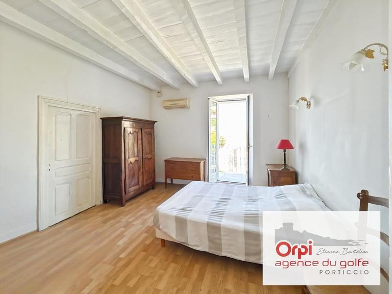 Maison - 167 m² - 4 pièces