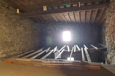 Grange - 55 m² - 2 pièces