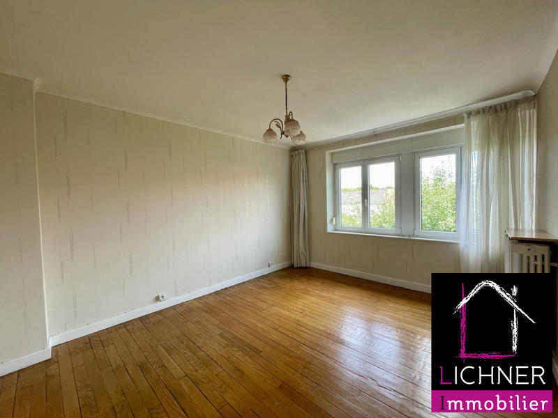 Maison - 176 m² - 8 pièces