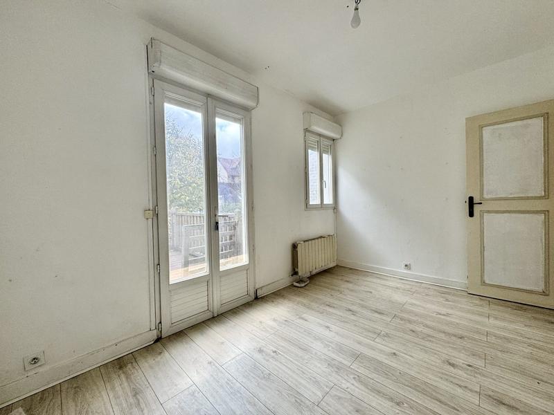 Maison - 100 m² - 6 pièces