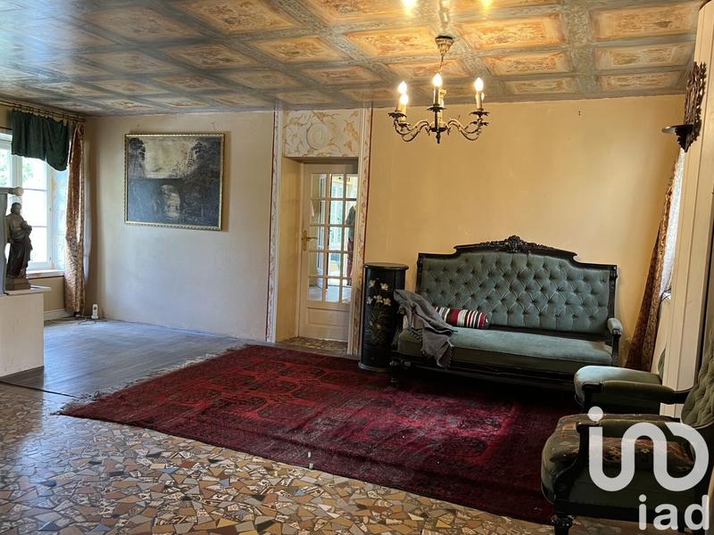 Maison - 438 m² - 16 pièces