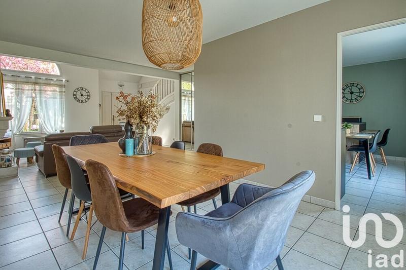 Maison - 142 m² - 6 pièces