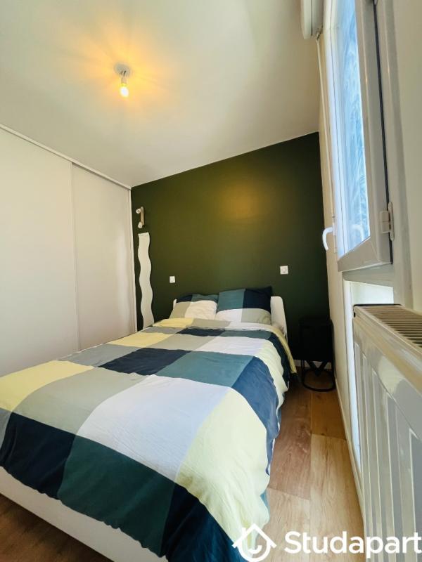 Chambre - 10 m² - 1 pièce