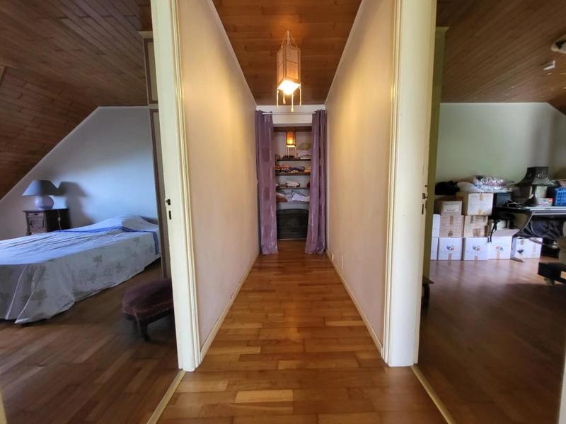 Villa - 292 m² - 9 pièces