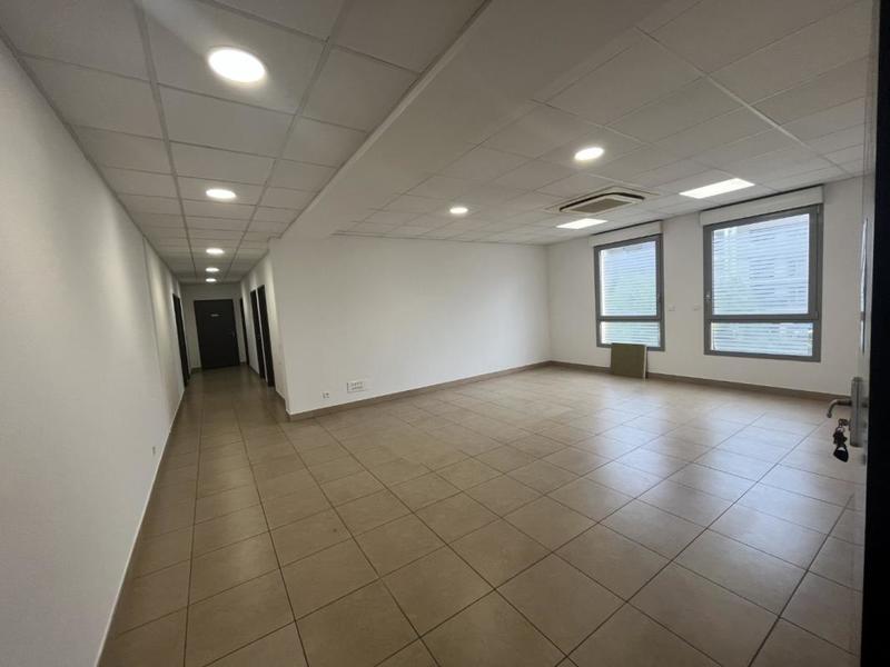 Bureau - 126 m²