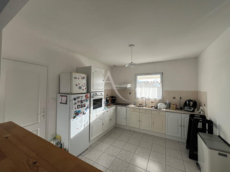 Maison - 93 m² - 4 pièces