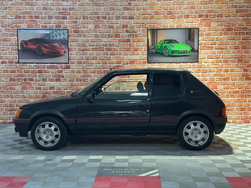 Peugeot 205 Gti 1,9 l blindée ex Bernard Arnault