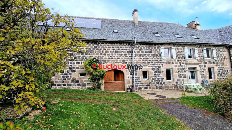 Maison - 167 m² - 6 pièces