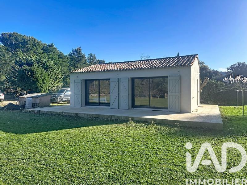 Maison - 230 m² - 8 pièces