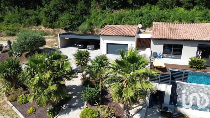 Maison - 158 m² - 5 pièces