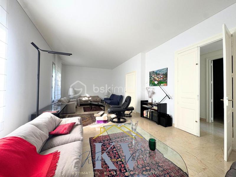 Maison - 170 m² - 6 pièces