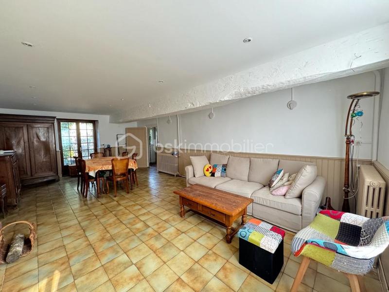 Maison ancienne - 203 m² - 6 pièces