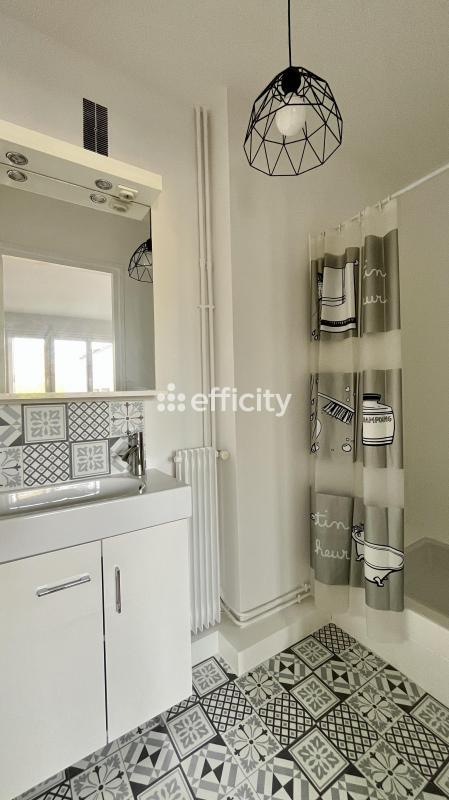 Appartement - 100 m² - 4 pièces