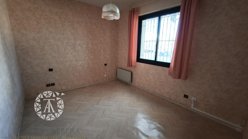 Appartement - 79 m² - 3 pièces