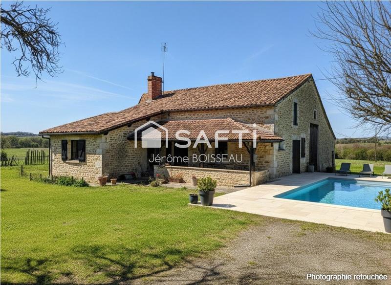 Maison - 90 m² - 4 pièces