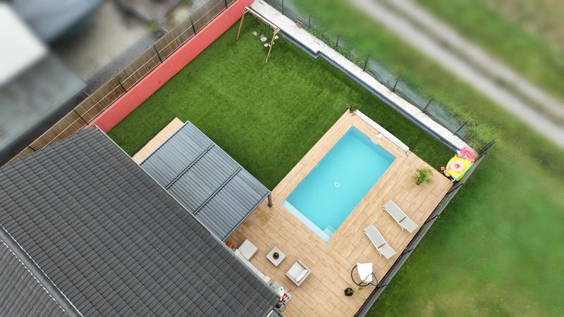 Maison - 100 m² - 6 pièces