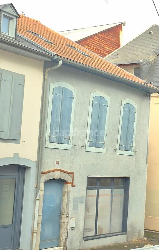 Immeuble - 237 m² - 12 pièces