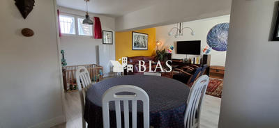 Maison - 162 m² - 6 pièces