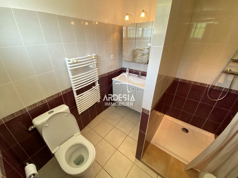 Maison - 196 m² - 15 pièces