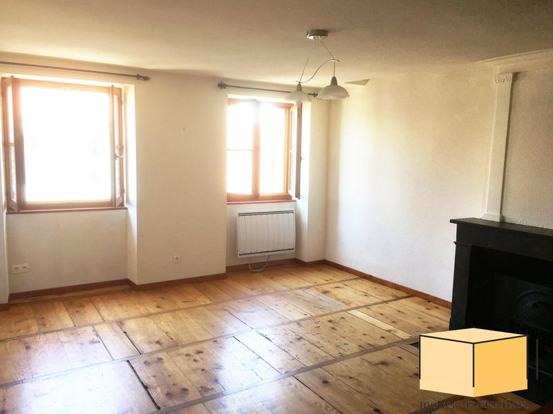 Appartement - 97 m² - 3 pièces