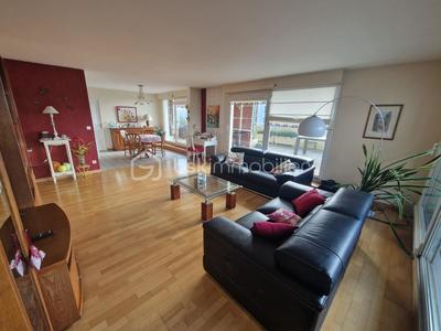 Appartement - 105 m² - 5 pièces