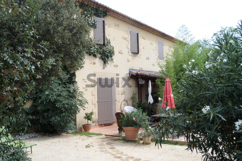 Villa - 90 m² - 4 pièces