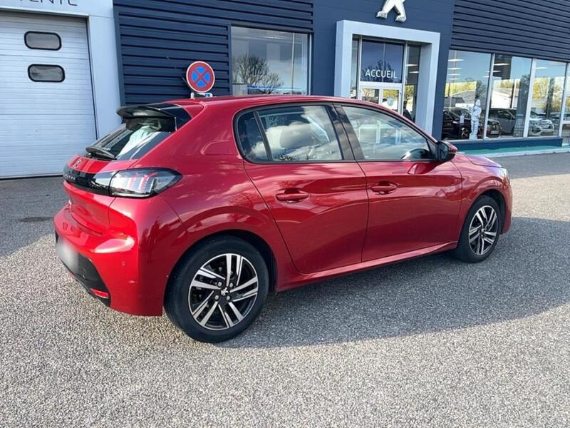 Peugeot 208 II 1.2 100 s&amp;S Allure / 75124km