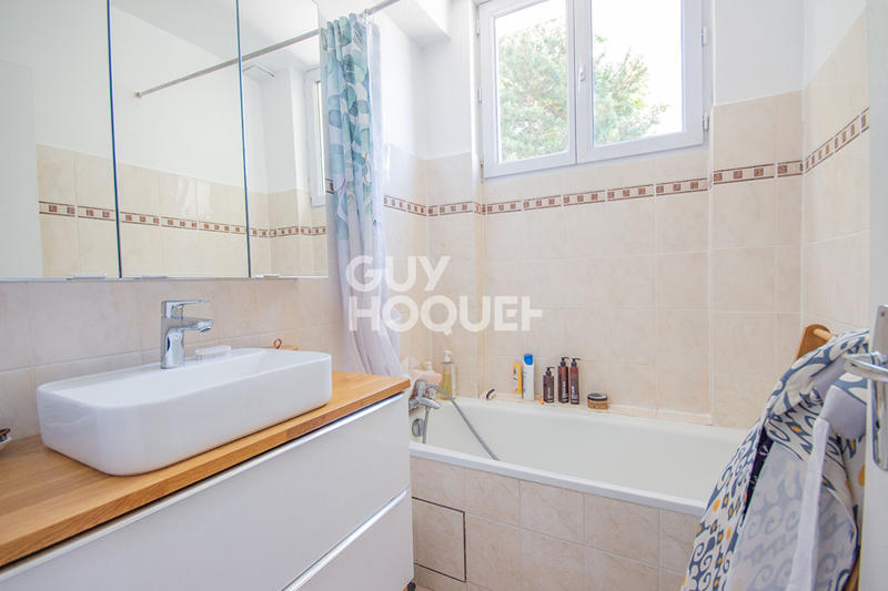 Appartement - 86 m² - 5 pièces