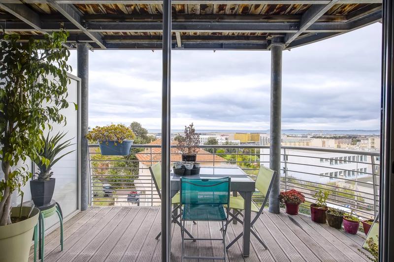 Appartement - 89 m² - 4 pièces