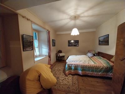 Maison - 180 m² - 7 pièces