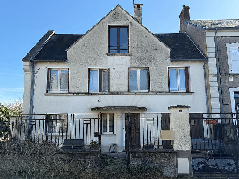 Maison - 121 m² - 7 pièces