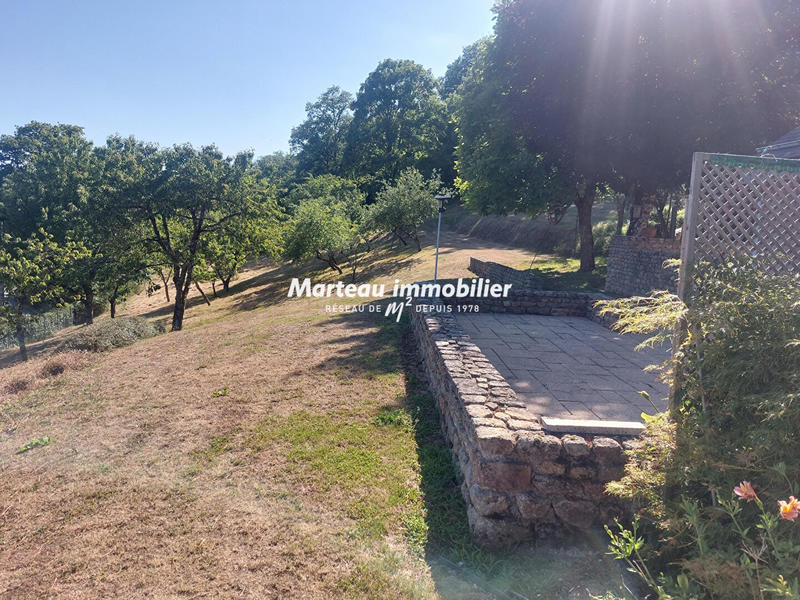 Maison - 202 m² - 7 pièces