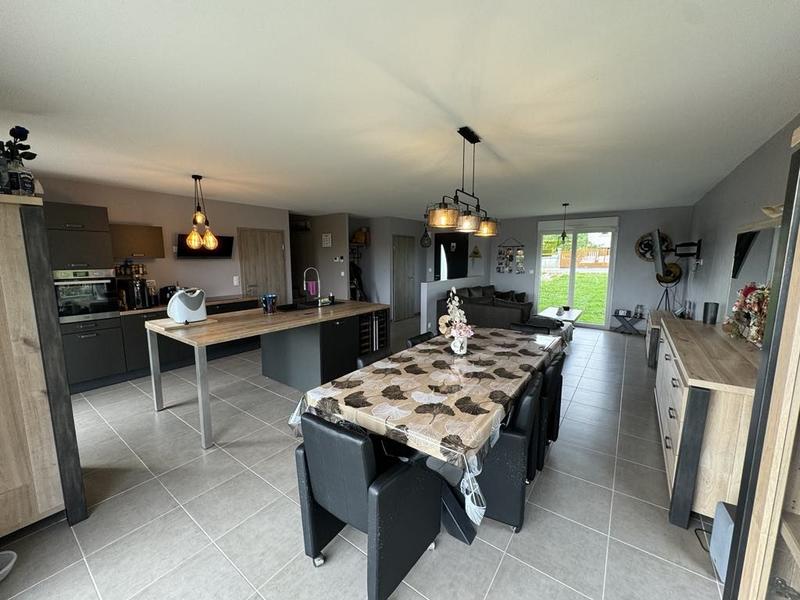 Maison - 105 m² - 5 pièces