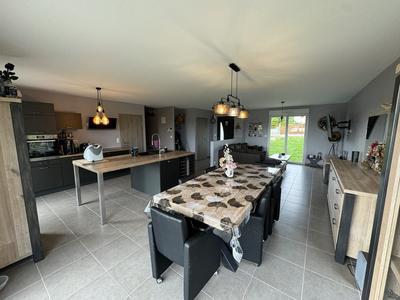 Maison - 105 m² - 5 pièces