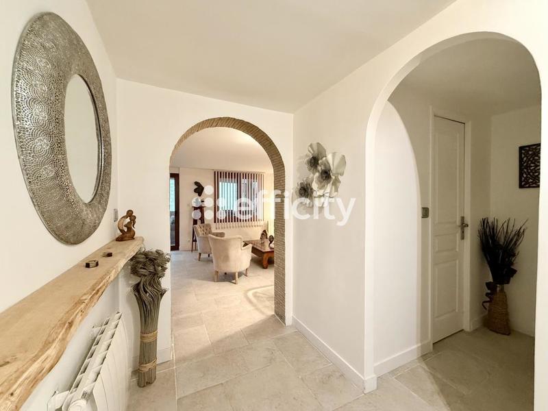 Maison - 138 m² - 6 pièces