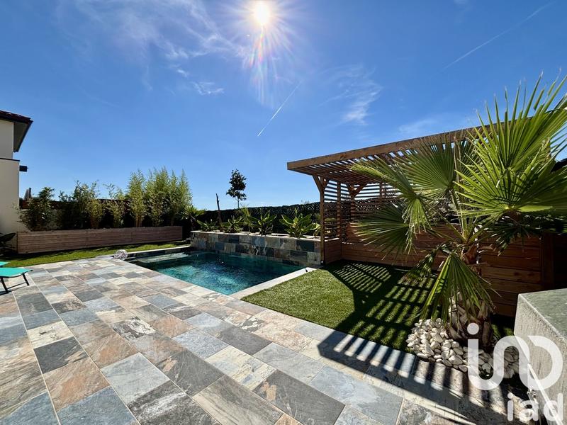 Maison - 130 m² - 5 pièces