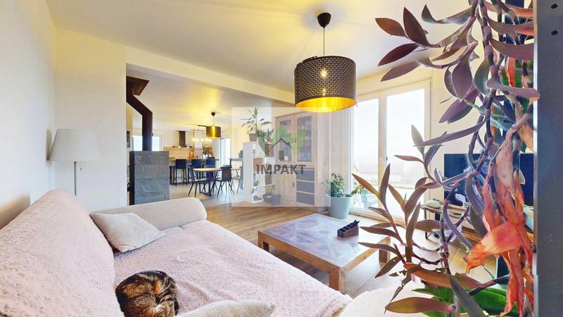 Maison - 170 m² - 7 pièces