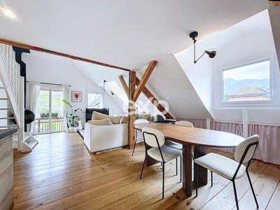 Appartement - 147 m² - 5 pièces