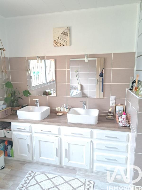 Maison - 258 m² - 7 pièces