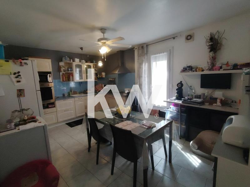 Maison de village - 80 m² - 4 pièces