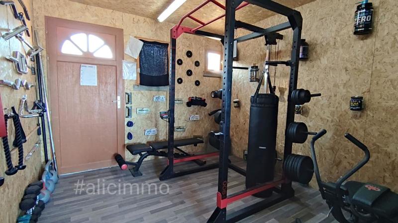 Maison - 88 m² - 5 pièces