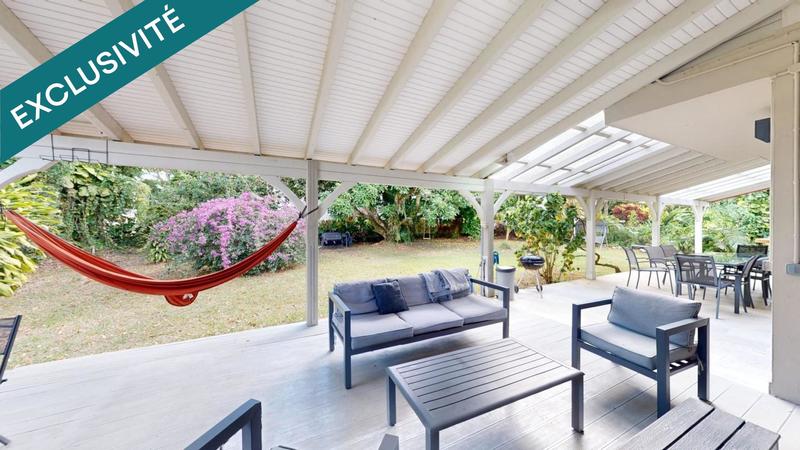 Maison - 350 m² - 9 pièces