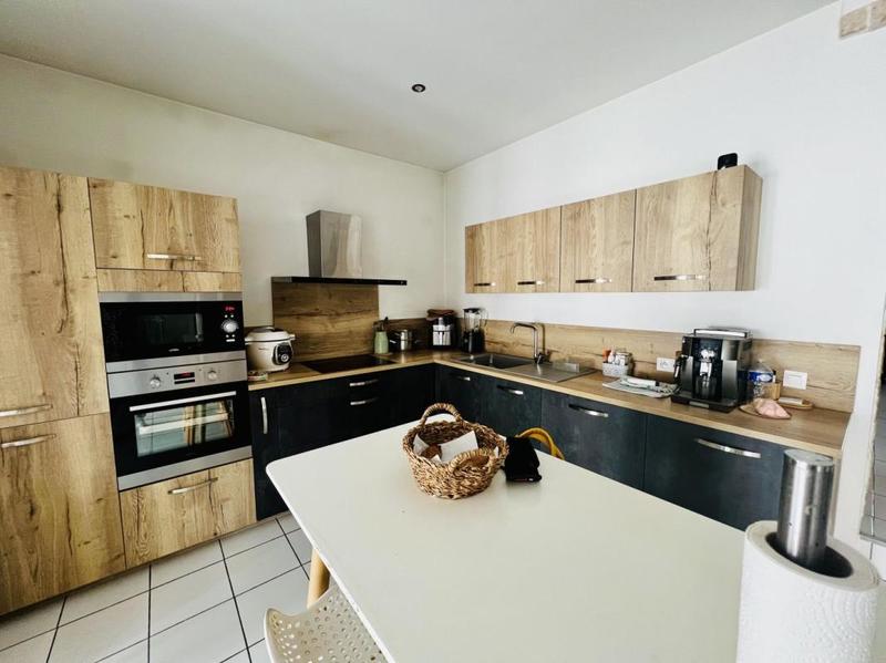 Maison - 160 m² - 6 pièces