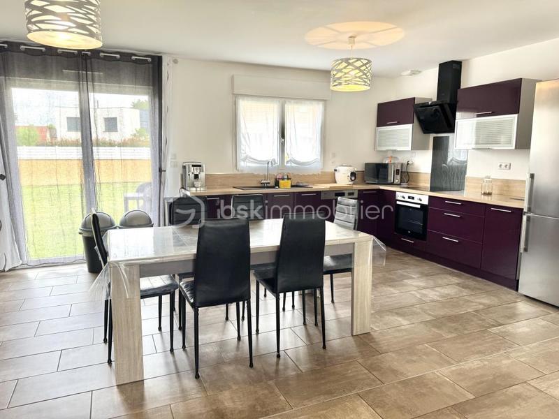 Pavillon - 105 m² - 6 pièces